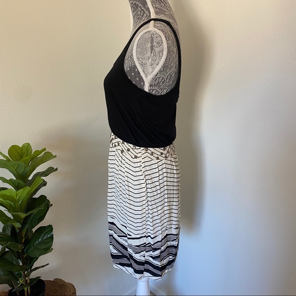 Silence + Noise Gold Waistband Studded B&W Dress - Picture 6 of 8